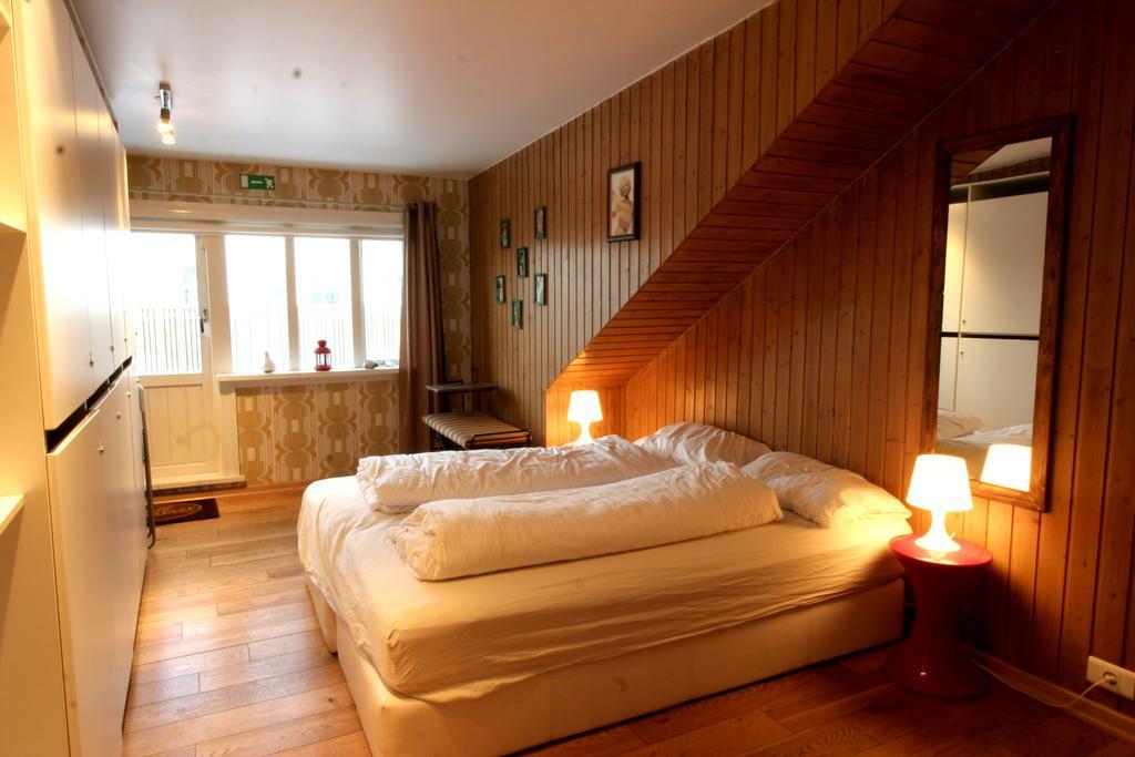 Our House Guesthouse Рейкявик Екстериор снимка
