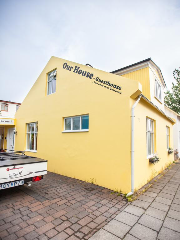 Our House Guesthouse Рейкявик Екстериор снимка